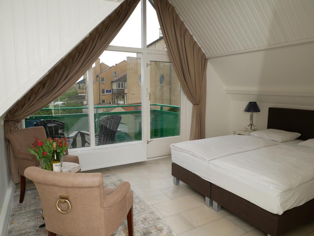 Huize De Duinen Aparthotel Bergen aan Zee Bagian luar foto